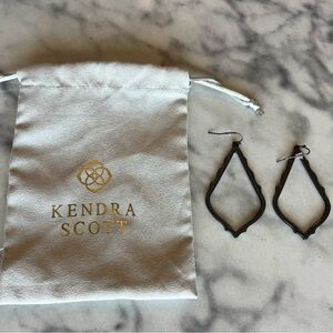 New Kendra Scott Gunmetal Sophee Earrings